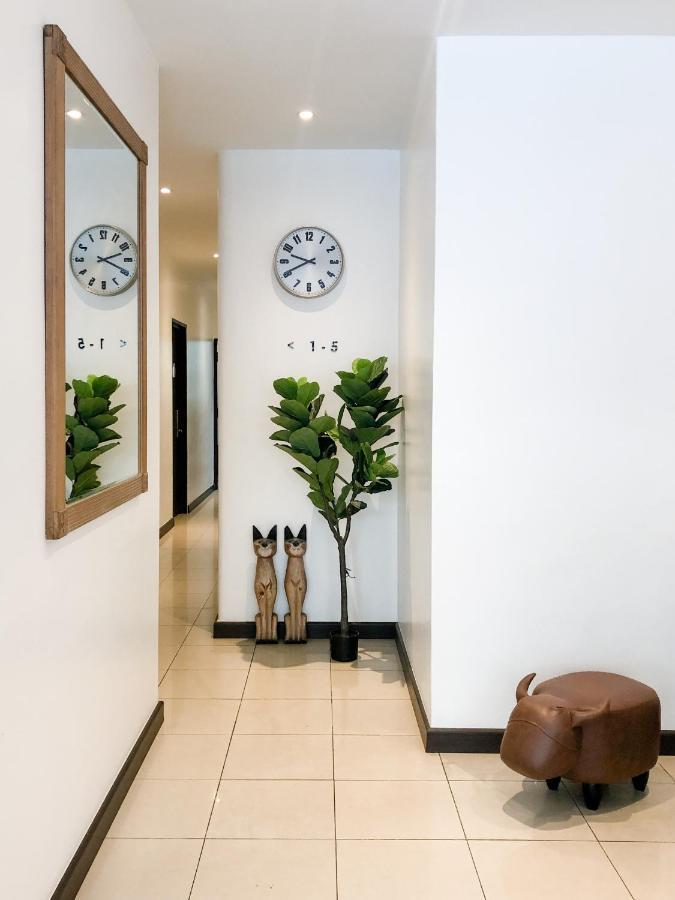 Hako Xpress Tmn Skudai Baru Hotel Екстериор снимка
