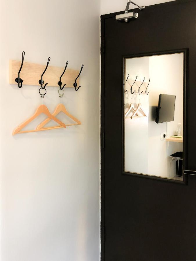 Hako Xpress Tmn Skudai Baru Hotel Екстериор снимка