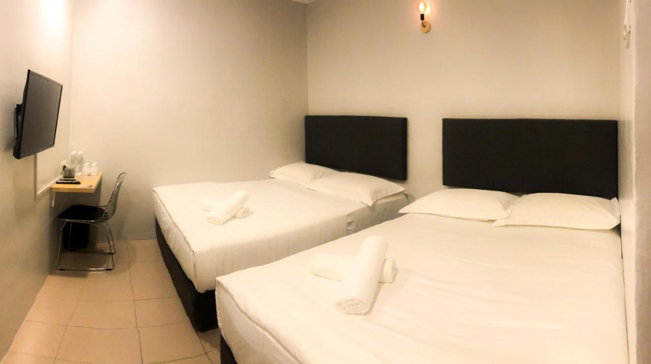 Hako Xpress Tmn Skudai Baru Hotel Екстериор снимка