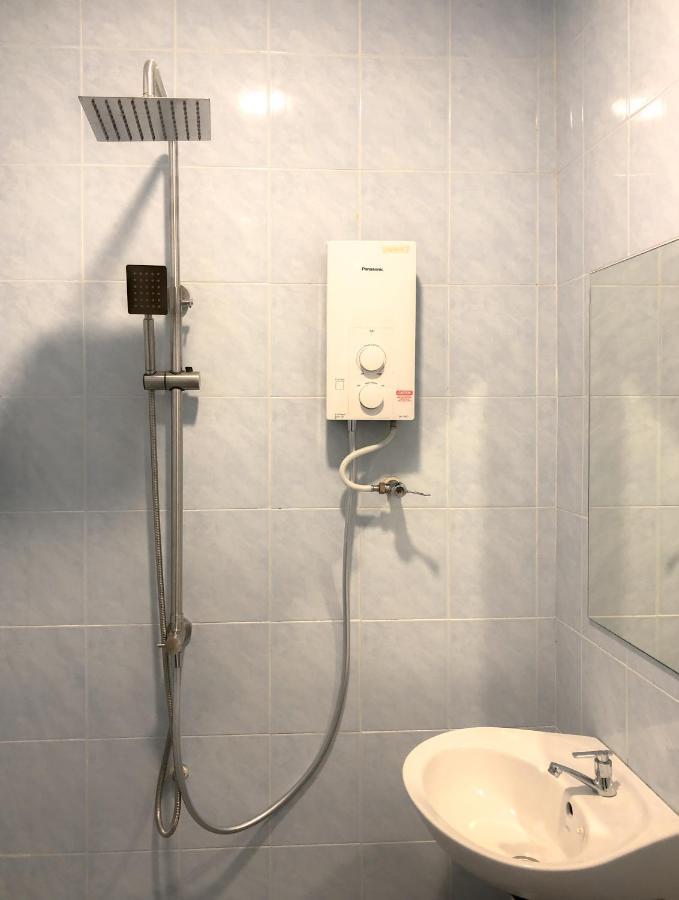 Hako Xpress Tmn Skudai Baru Hotel Екстериор снимка